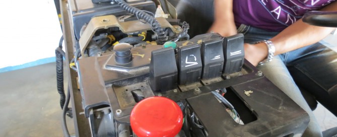 Dr-Forklift_OM_PIMESPO_THESSI_Reach_Truck_1