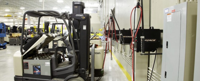 شارژر لیفتراک